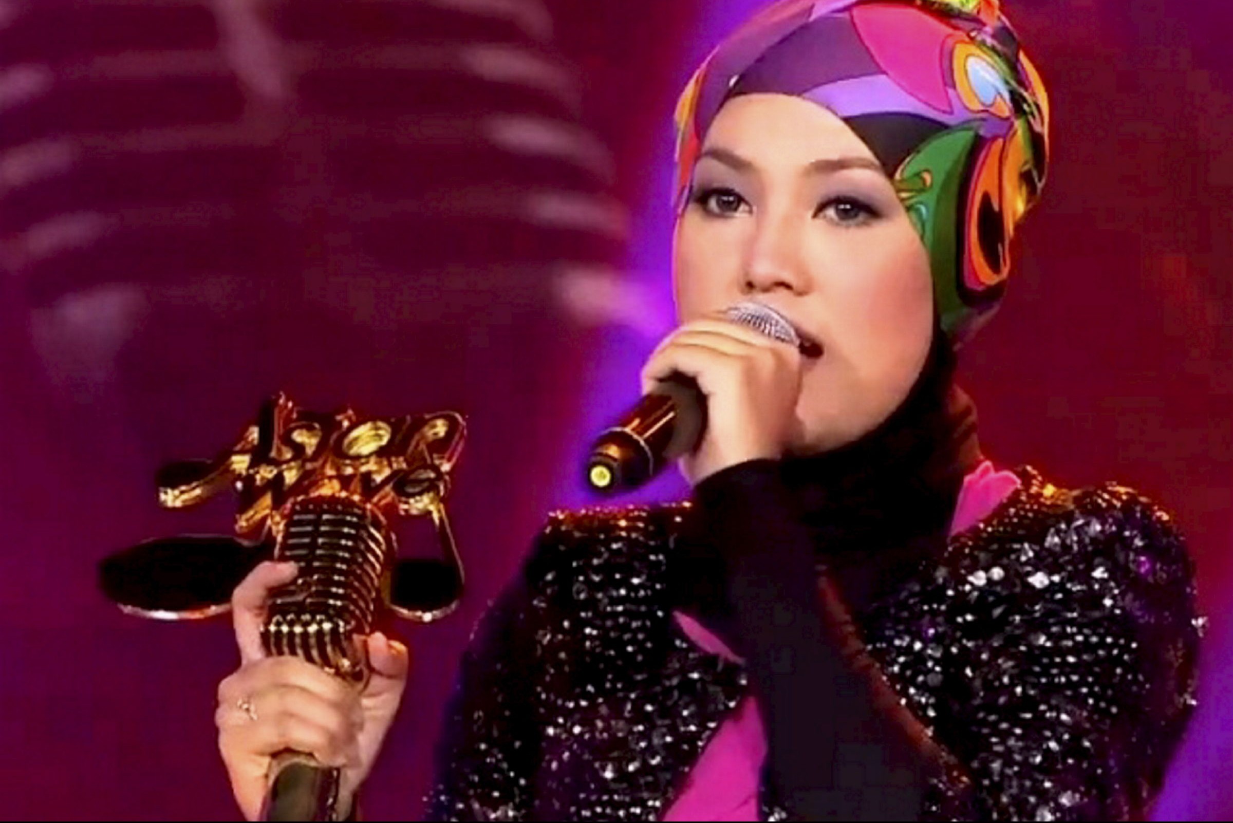 Shila Amzah - R.AGE | R.AGE