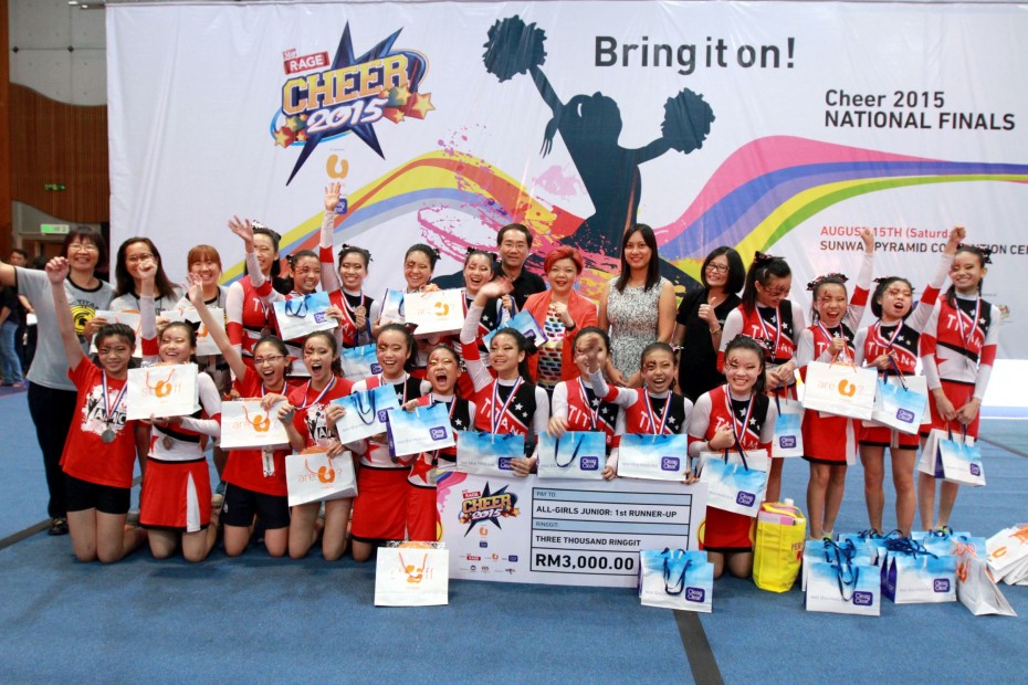 Sponsors spread good cheer at CHEER 2015 R.AGE R.AGE